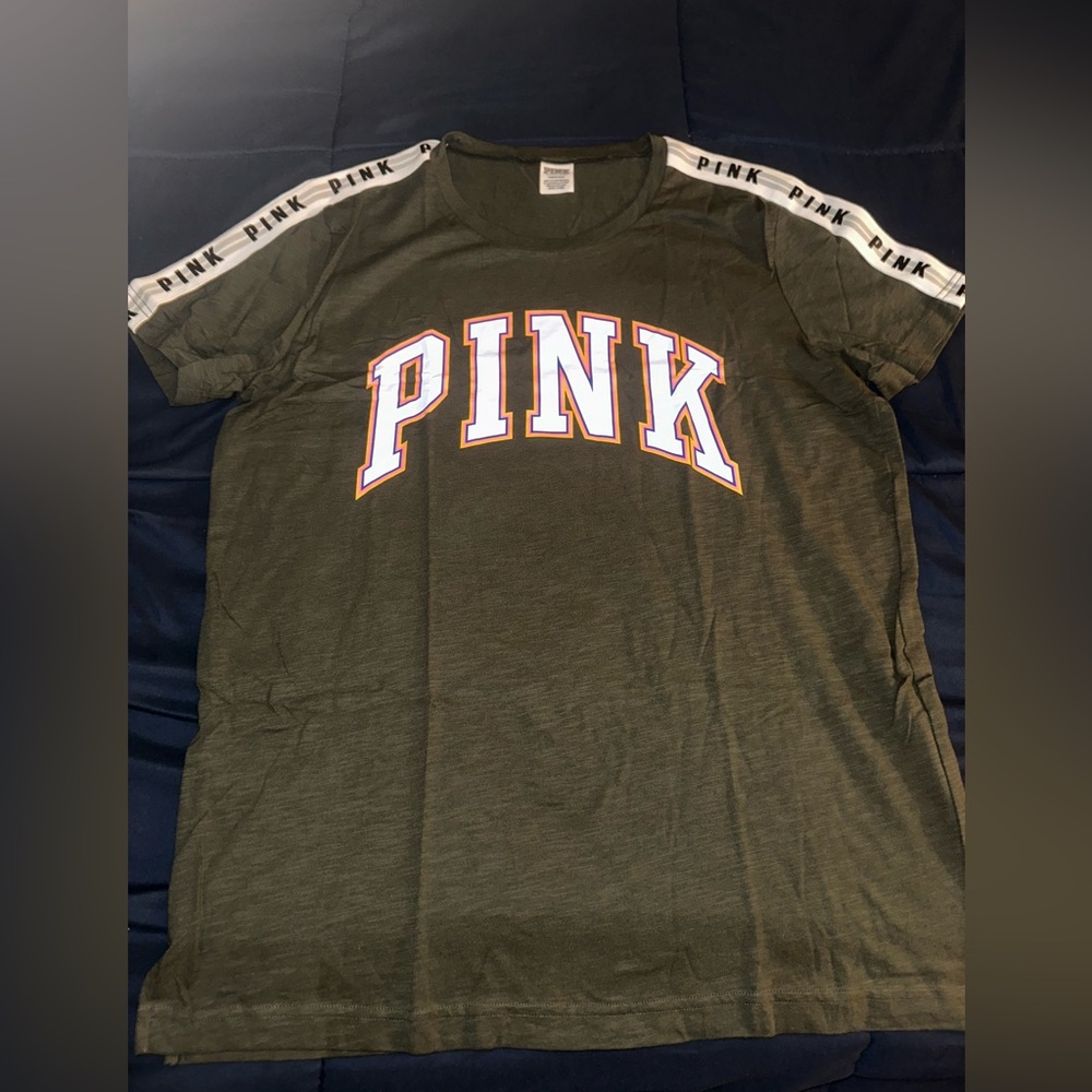 Vs Pink Short Sleeve Tee